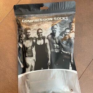 2 Pack Compression Socks Brand New Size S/M Womens